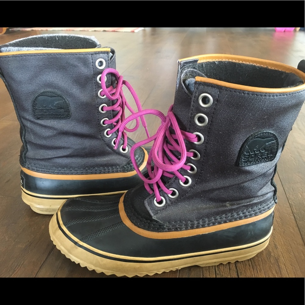 Sorel winter boots. Women’s size 8